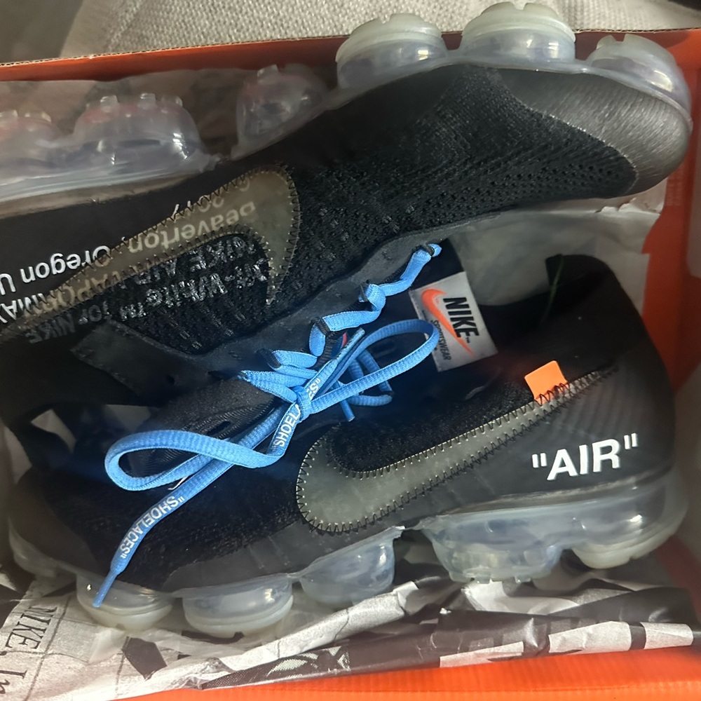 Nike Air VaporMax Black Sneakers